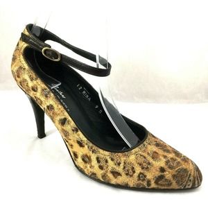 Donald J Pliner Couture Rina Pump Tapestry Ankle Strap Almond Toe Brown …